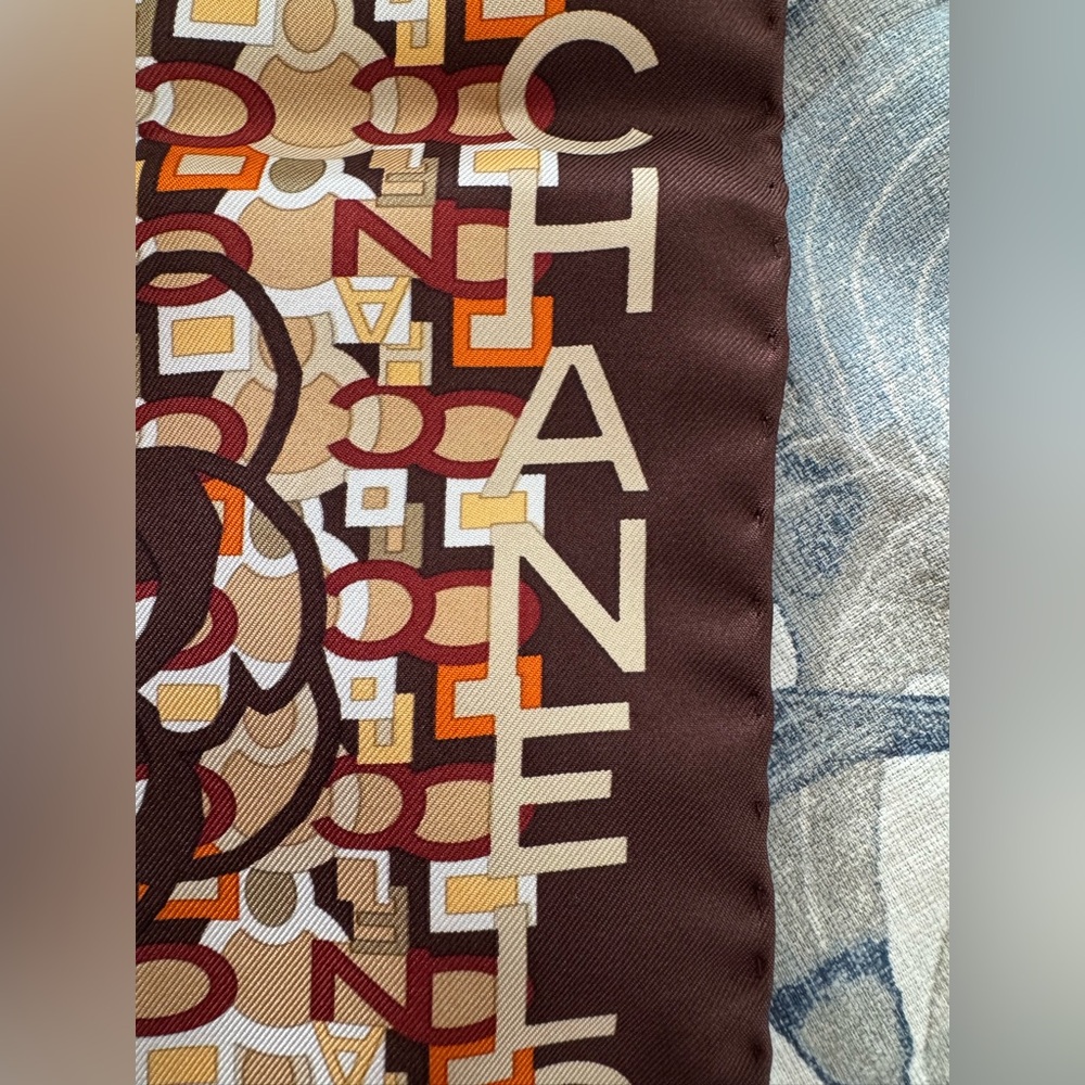 CHANEL camelia square silk scarf - Picture 8 of 12